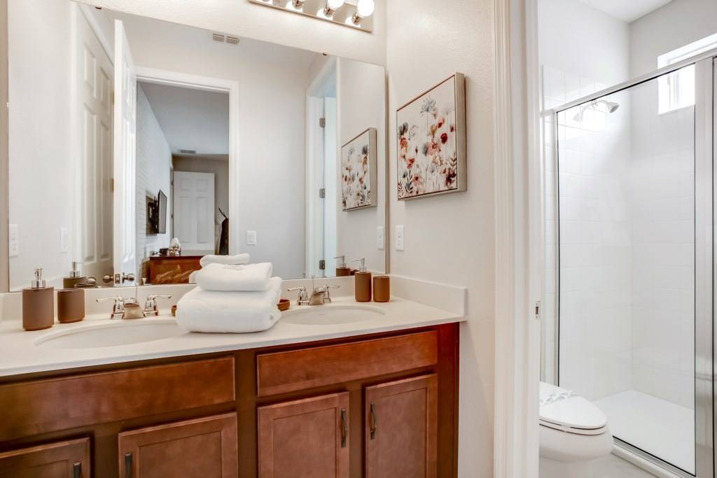Photo of Bathroom in Indian Ridge