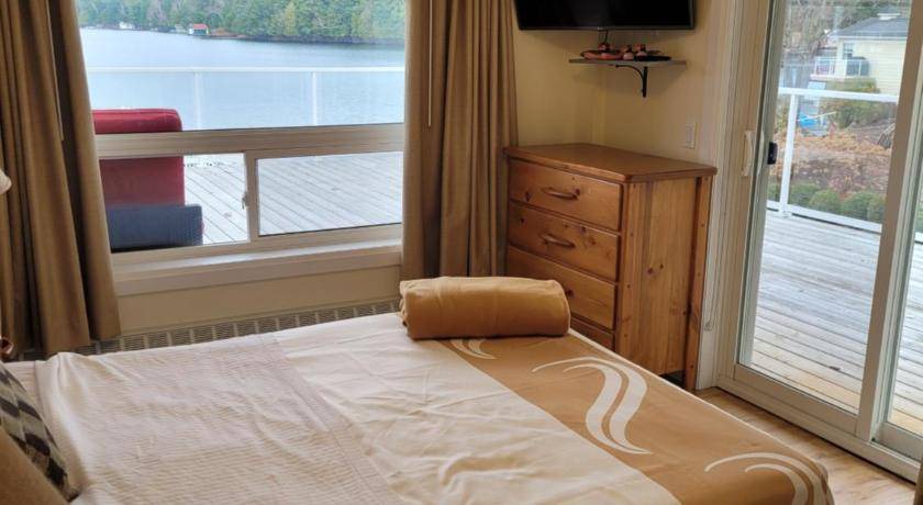 Photo of Bedroom in Port Carling