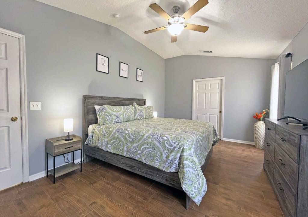 Photo of Bedroom in Wellington