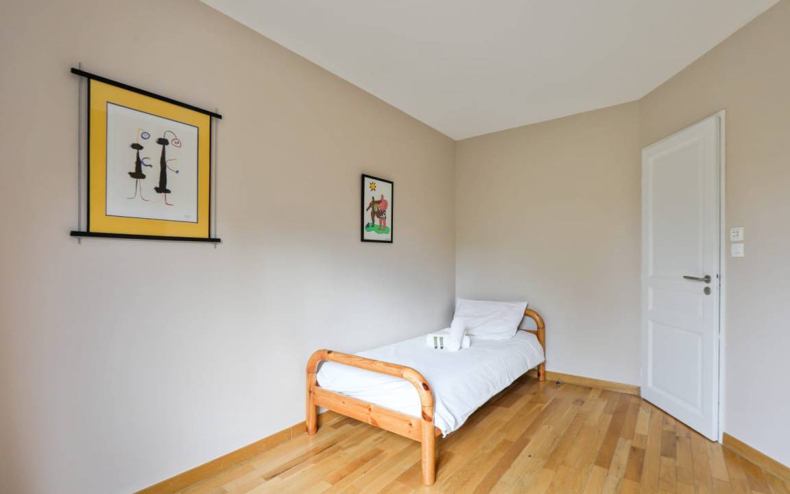 Photo of Bedroom in Saint-Cloud