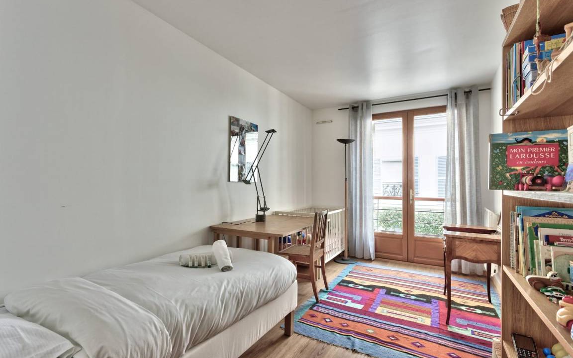 Photo of Bedroom in Saint-Lambert