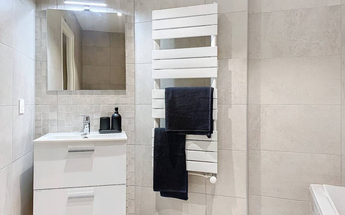 Photo of Bathroom in Puteaux