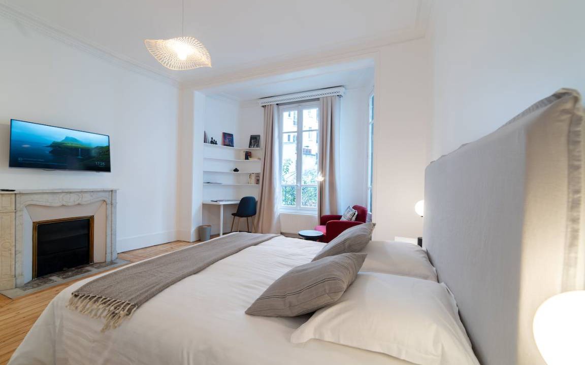 Photo of Bedroom in Grenelle