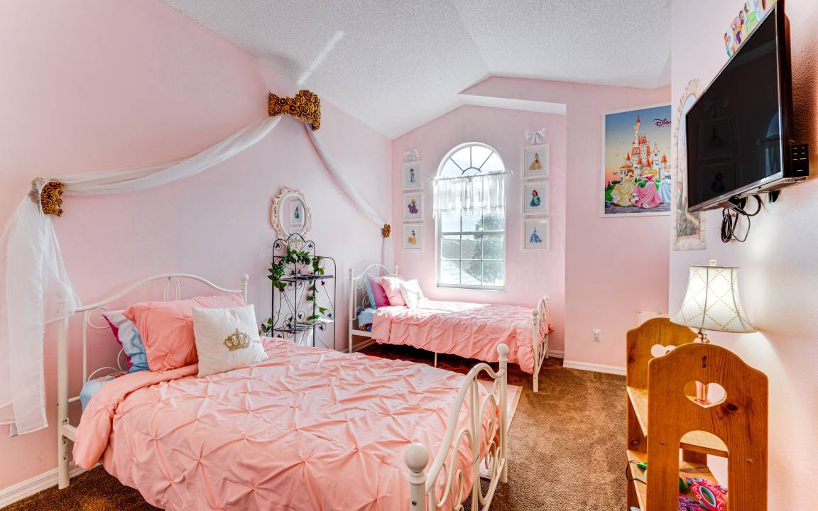 Photo of Others in Lake Davenport Estates