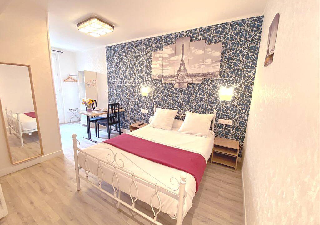 Photo of Bedroom in 14th Arrondissement