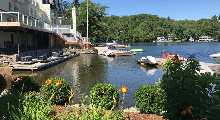 Photo of Others in Port Carling