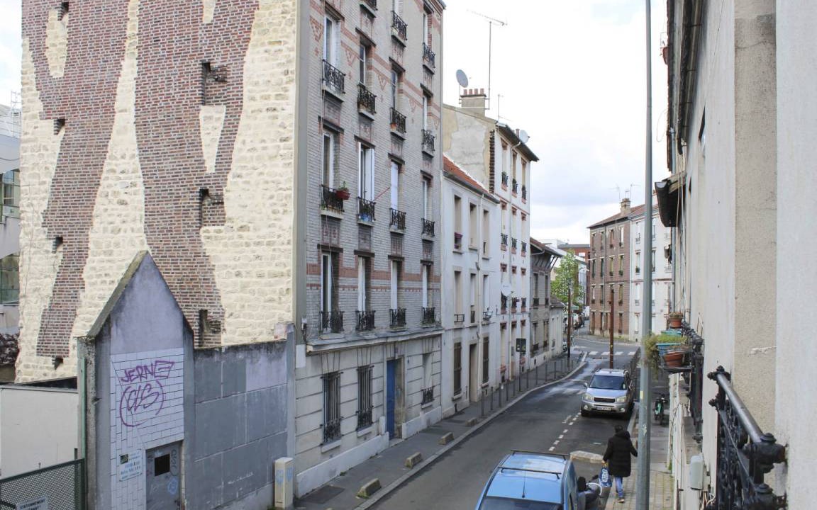 Photo of Buildings in Les Puces de Saint-Ouen