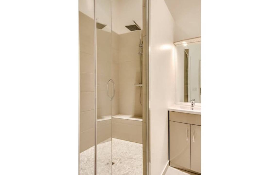 Photo of Bathroom in Faubourg-du-Roule