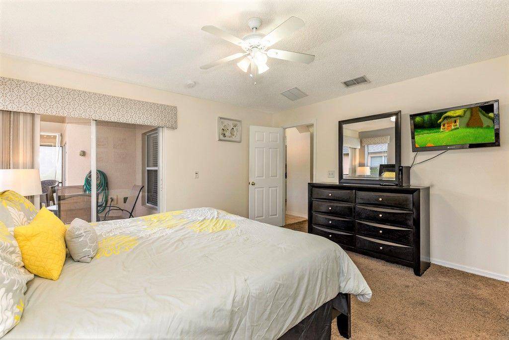 Photo of Bedroom in Seasons