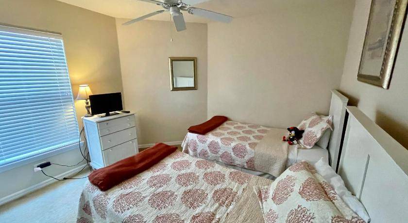 Photo of Bedroom in Sandy Ridge