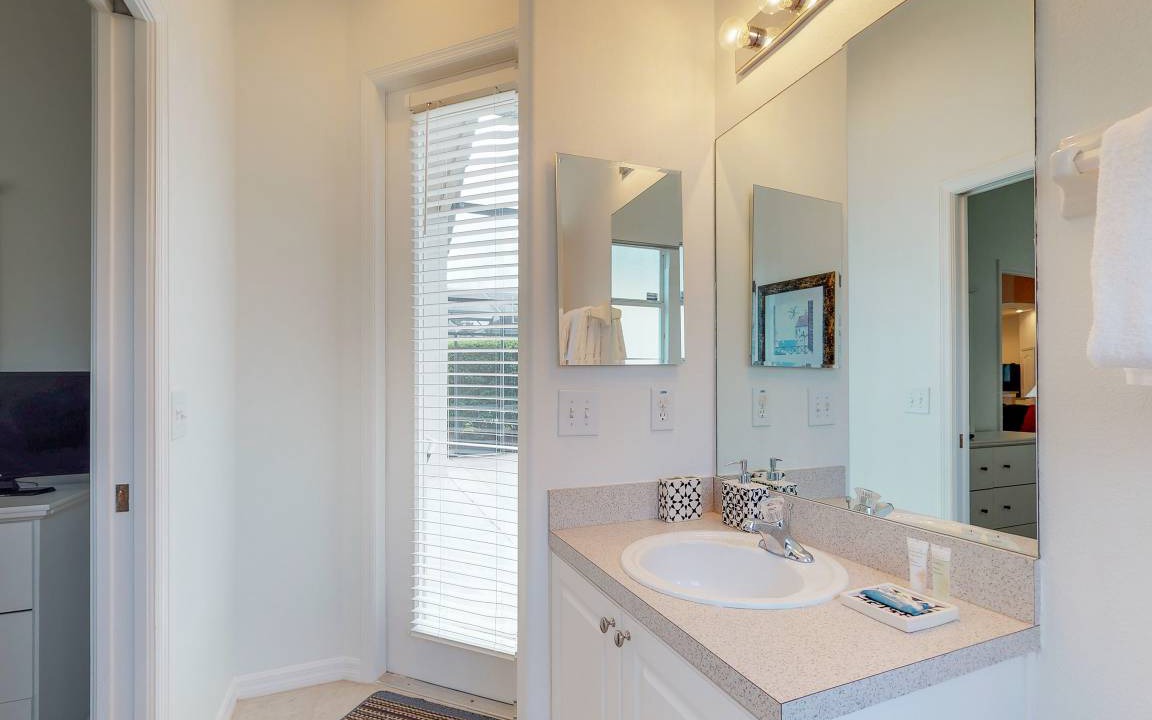 Photo of Bathroom in Tuscan Hills