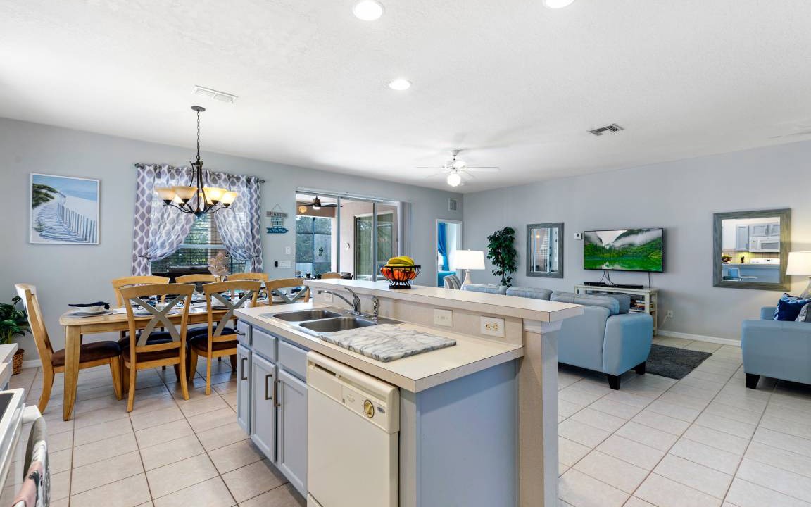 Photo of Kitchen in Watersong