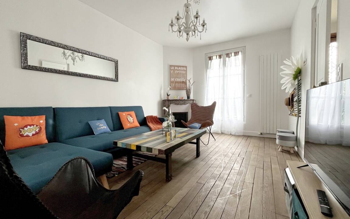 Photo of Livingroom in Rueil-Malmaison
