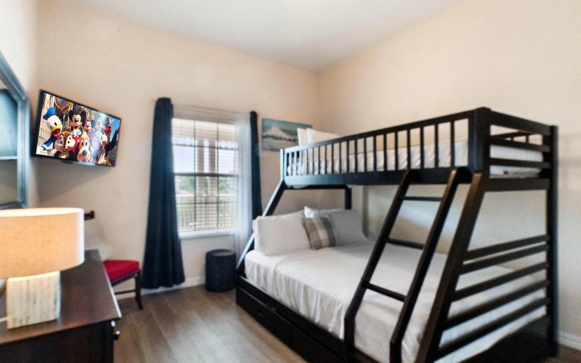 Photo of Bedroom in Bahama Bay