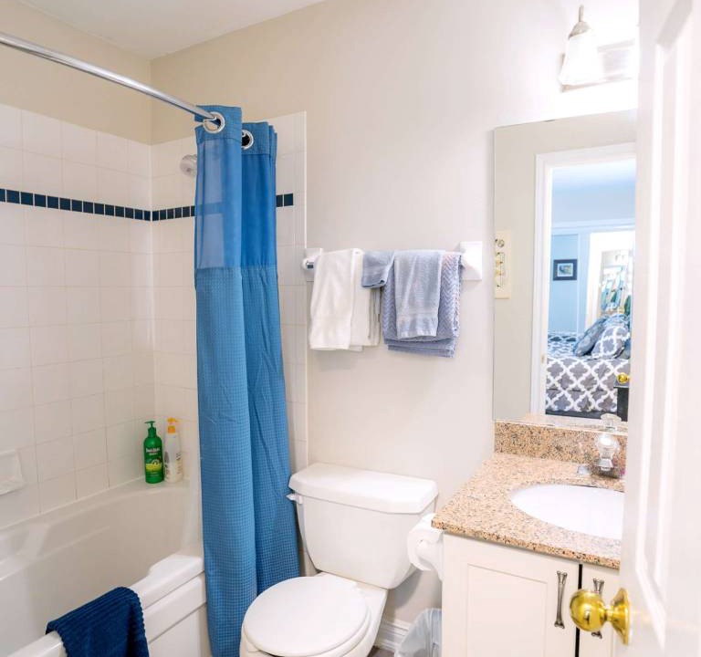 Photo of Bathroom in Craigleith