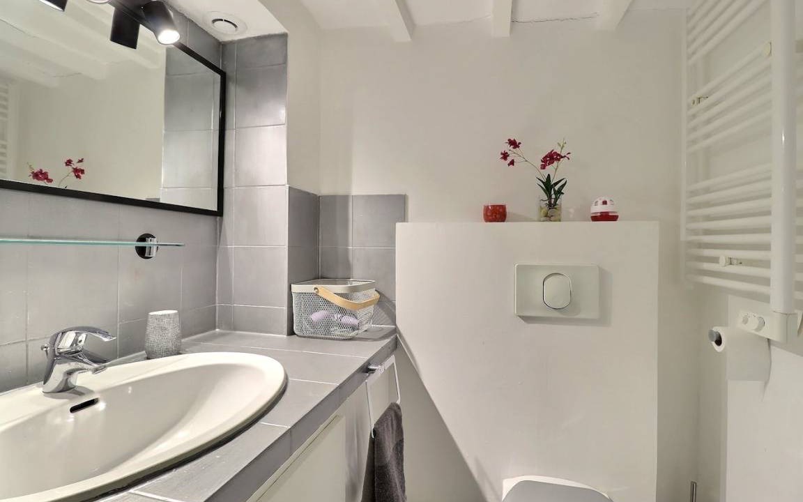 Photo of Bathroom in Saint-Germain-des-Pres