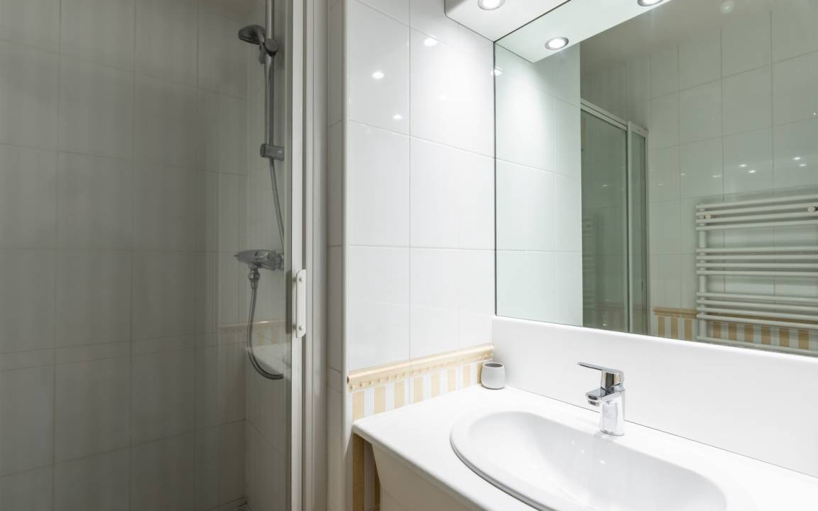 Photo of Bathroom in Grenelle