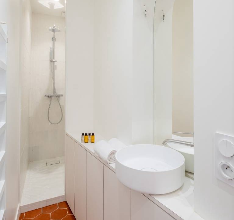 Photo of Bathroom in Pigalle