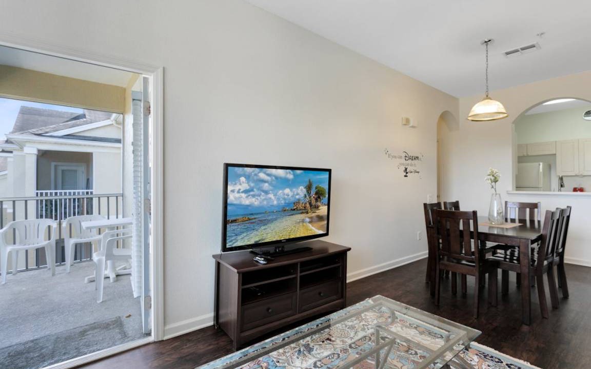 Photo of Livingroom in Windsor Palms