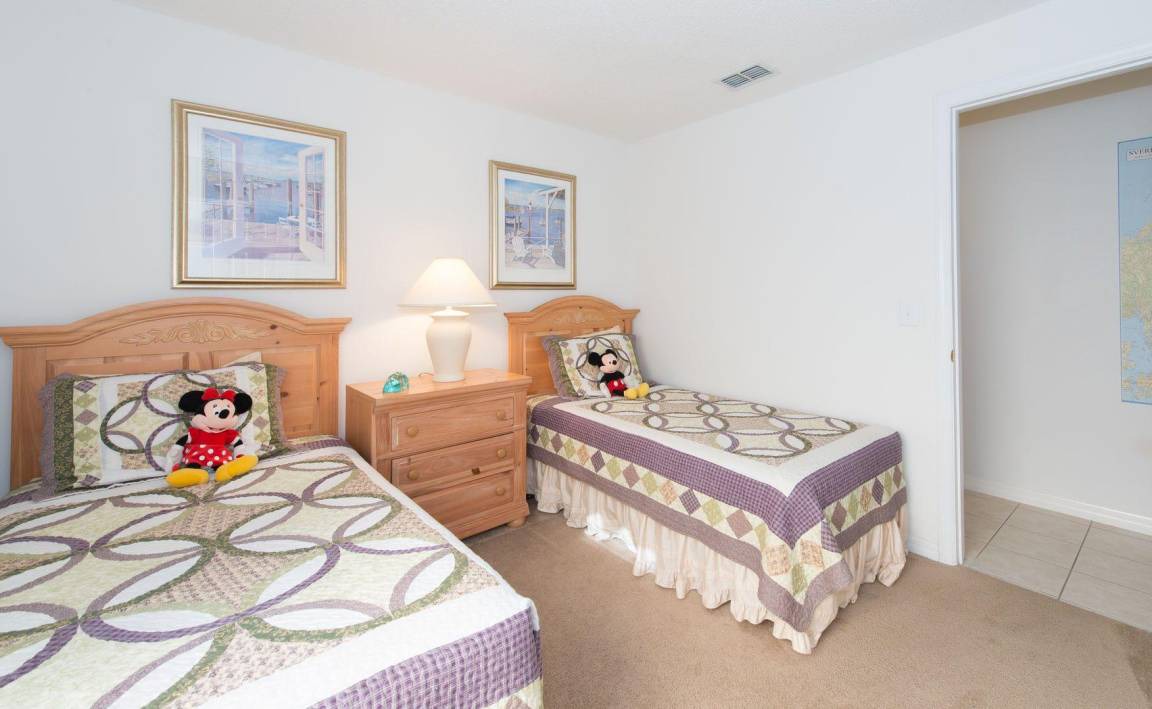 Photo of Bedroom in Seasons