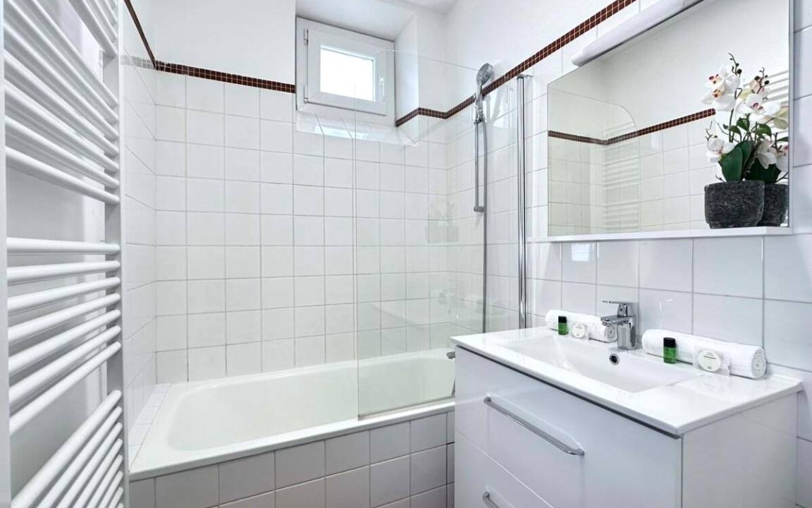Photo of Bathroom in 11th Arrondissement