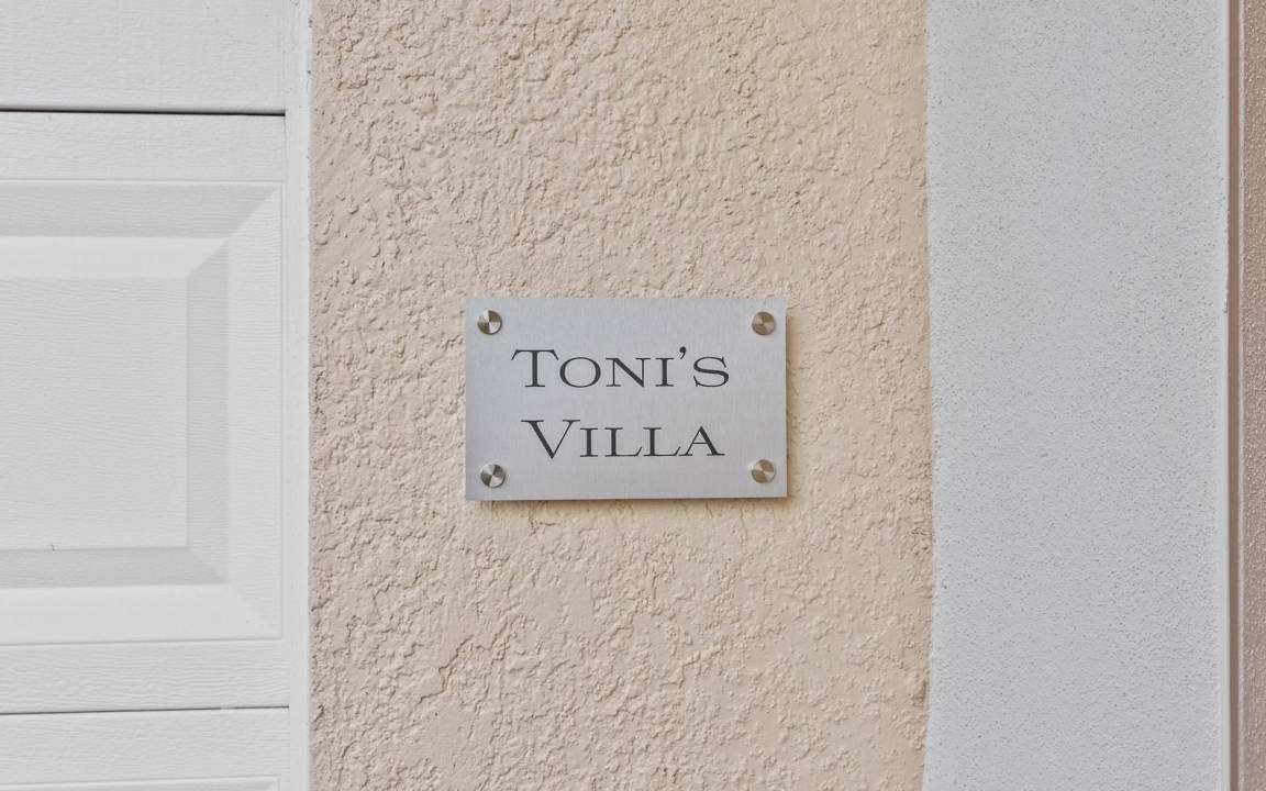Photo of Others in Tuscan Hills