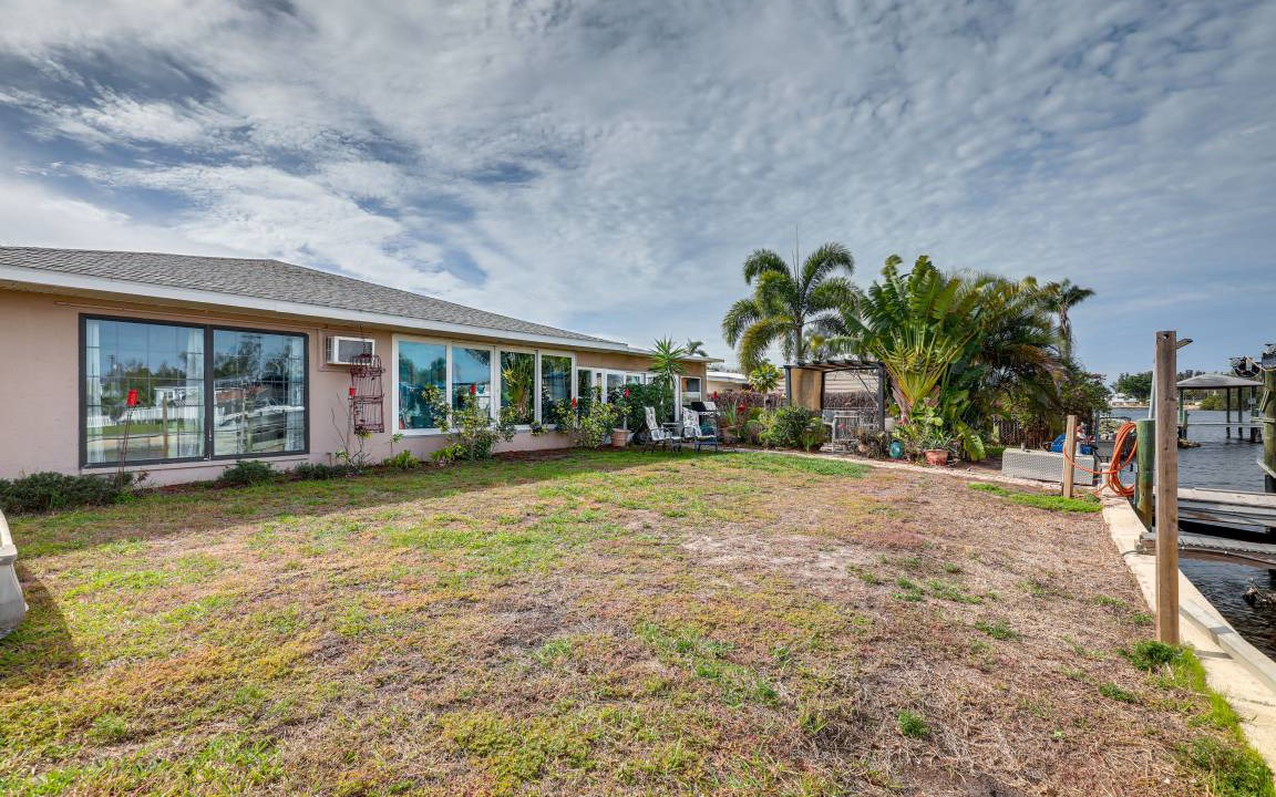 Photo of Buildings in Ruskin