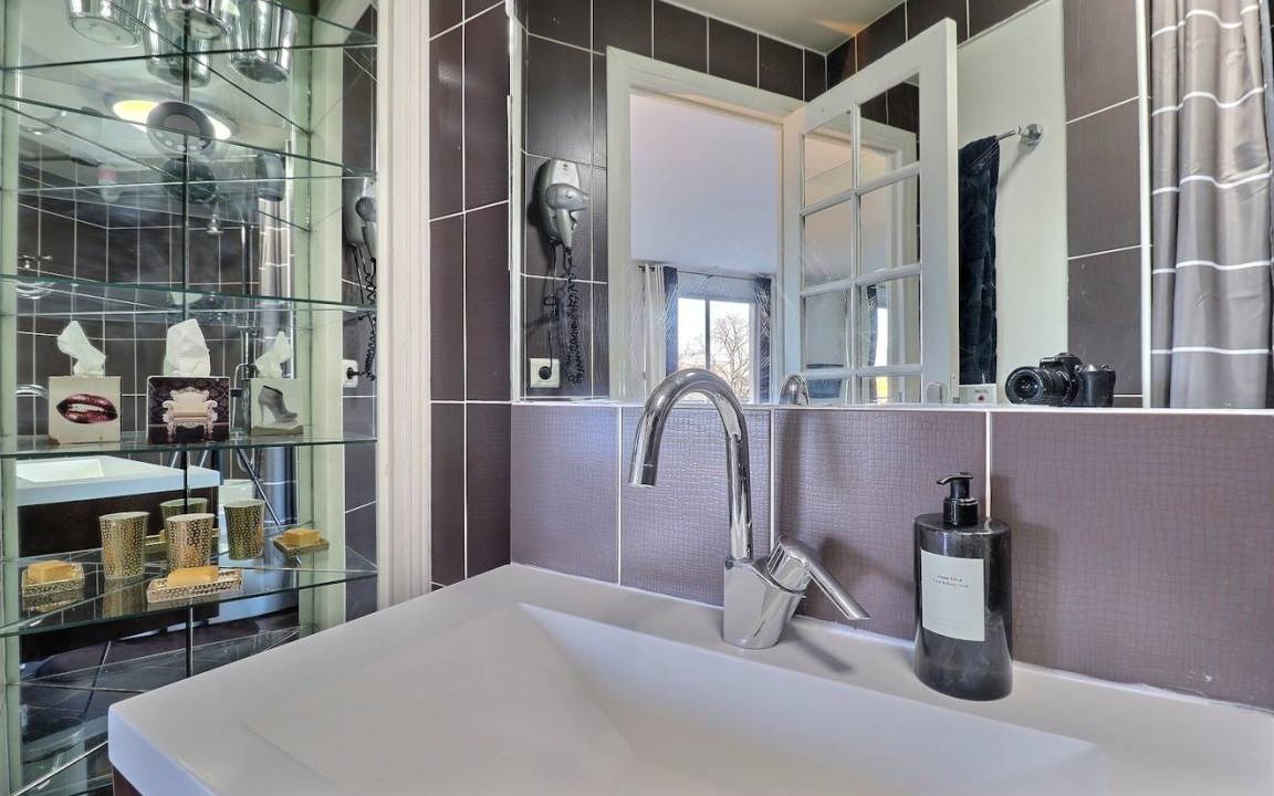 Photo of Bathroom in Porte-Dauphine
