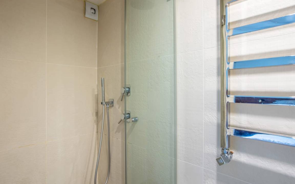 Photo of Bathroom in Quartier du Faubourg-Montmartre