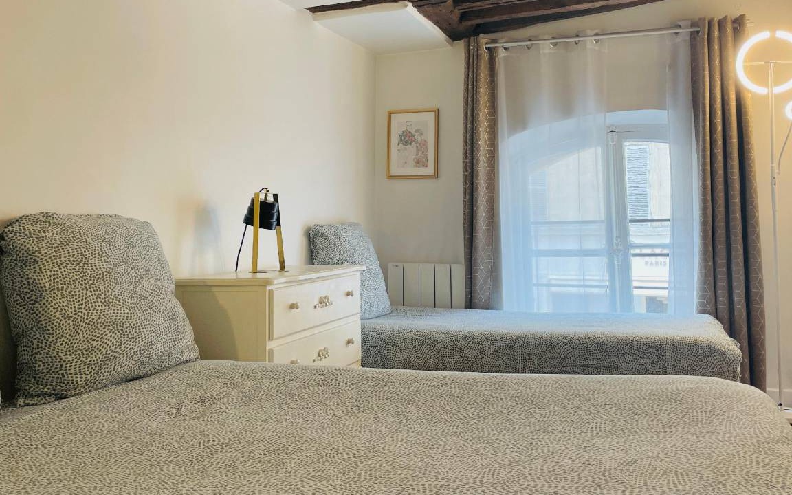 Photo of Bedroom in Saint-Merri