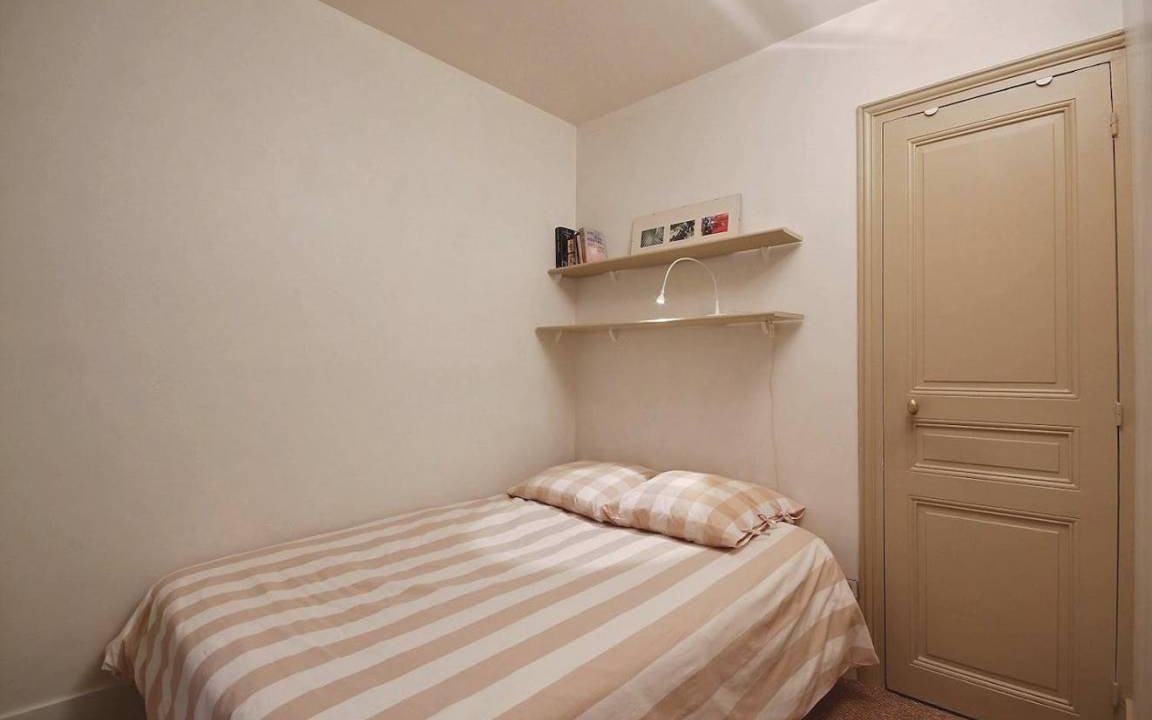 Photo of Bedroom in Grenelle