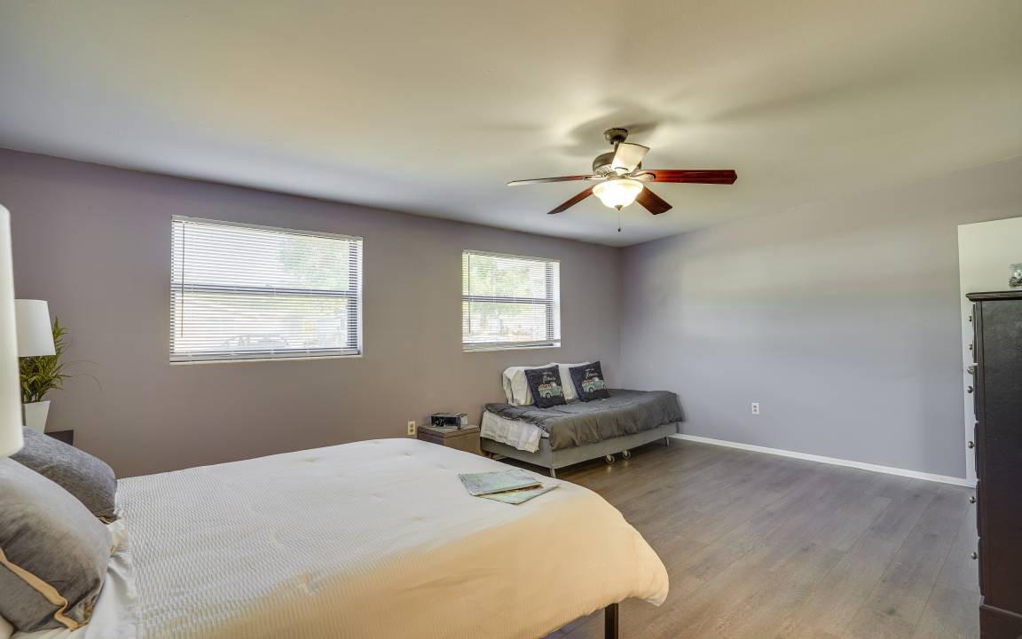 Photo of Bedroom in Lake Somerset