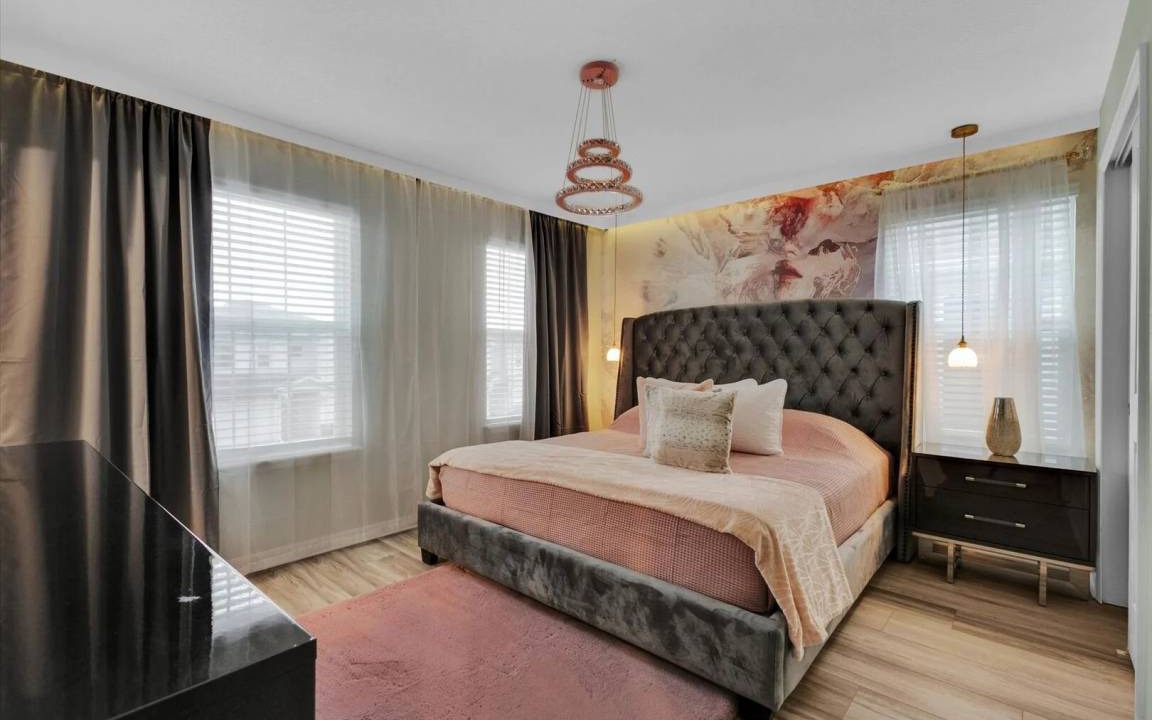 Photo of Bedroom in Bay Lake