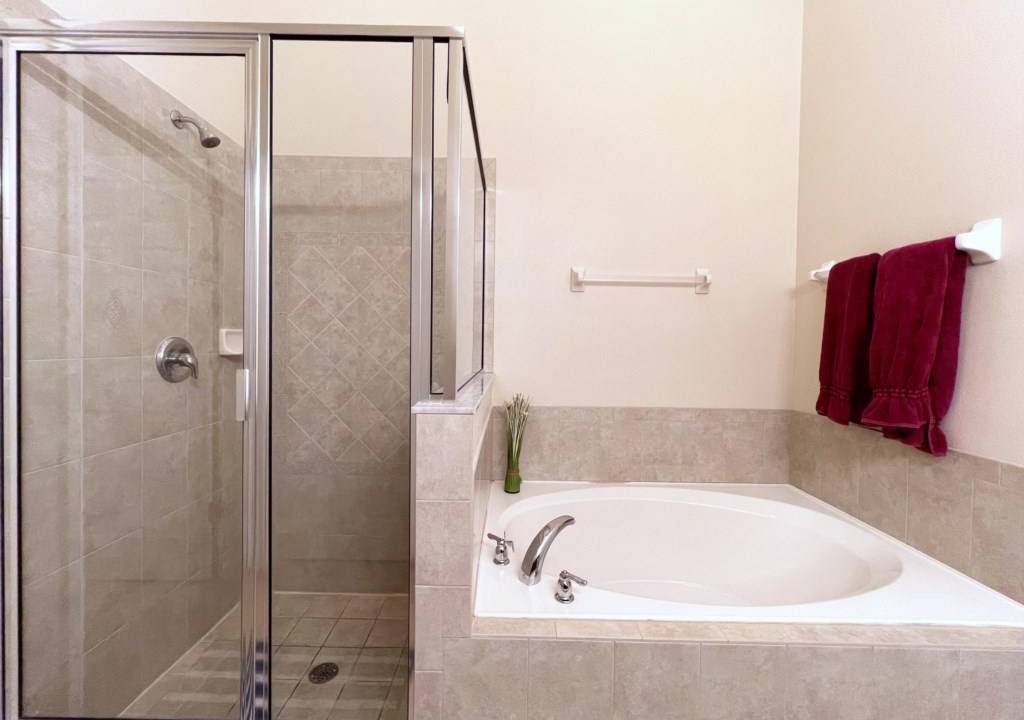 Photo of Bathroom in Watersong