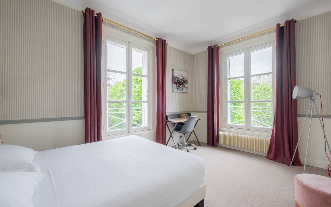 Photo of Bedroom in Villa Montmorency