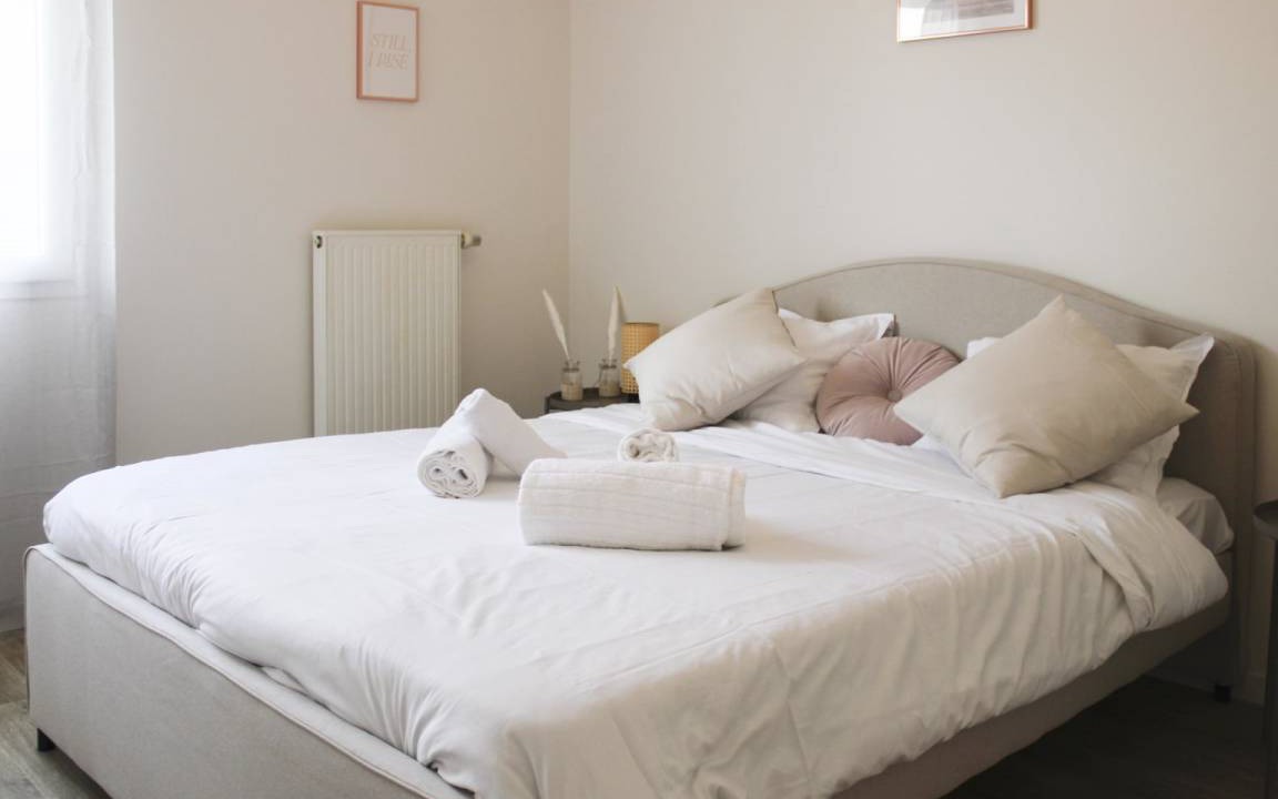 Photo of Bedroom in Bagnolet