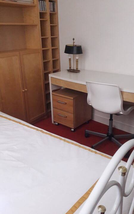 Photo of Bedroom in 8th Arrondissement