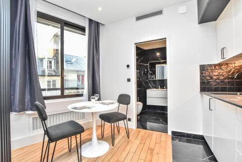 Photo of Others in Chaussee-d'Antin