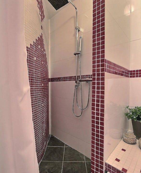 Photo of Bathroom in Quartier de la Chapelle