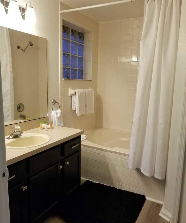 Photo of Bathroom in Davenport