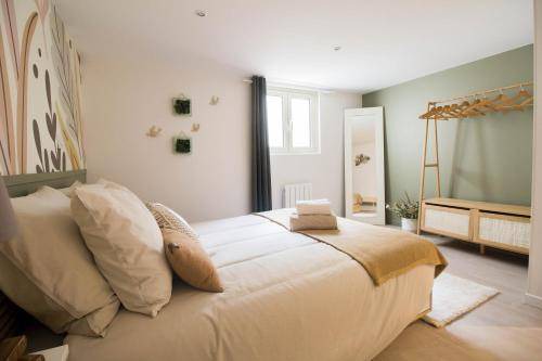 Photo of Bedroom in Orly