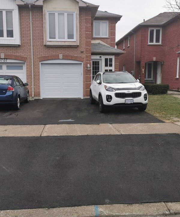 Photo of Others in Lisgar