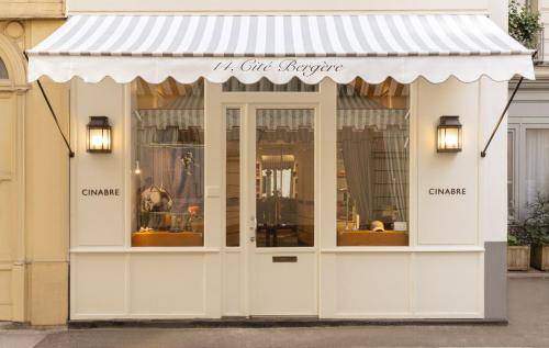 Photo of Others in Quartier du Faubourg-Montmartre