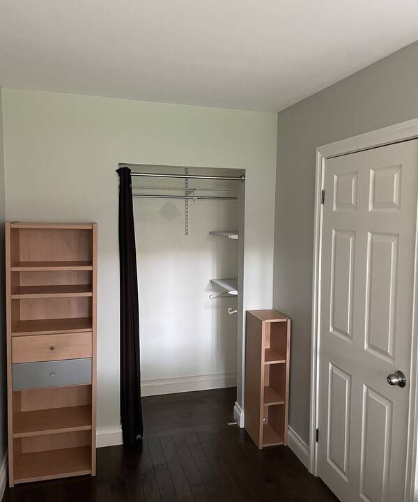 Photo of Bedroom in Clarkson-Lorne Park
