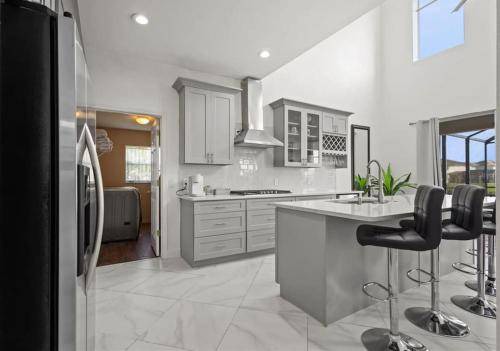 Photo of Kitchen in Crescent Lakes