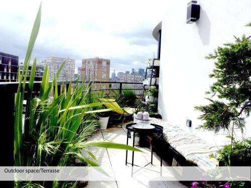 Photo of Patio Balcony in Petit-Colombes