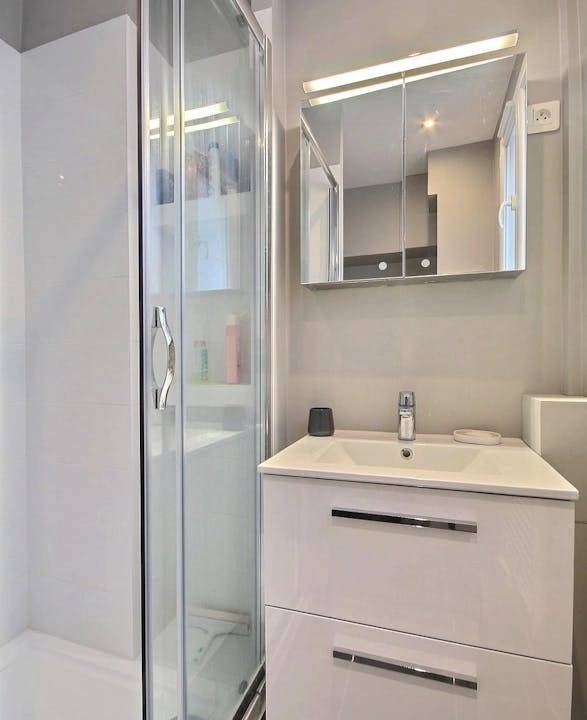 Photo of Bathroom in Notre-Dame-des-Champs