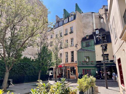Photo of Buildings in Sorbonne