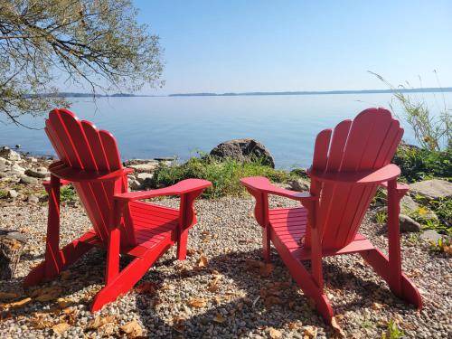 Photo of Others in Howe Island