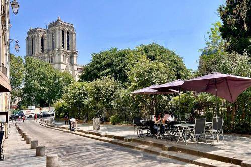 Photo of Others in Sorbonne